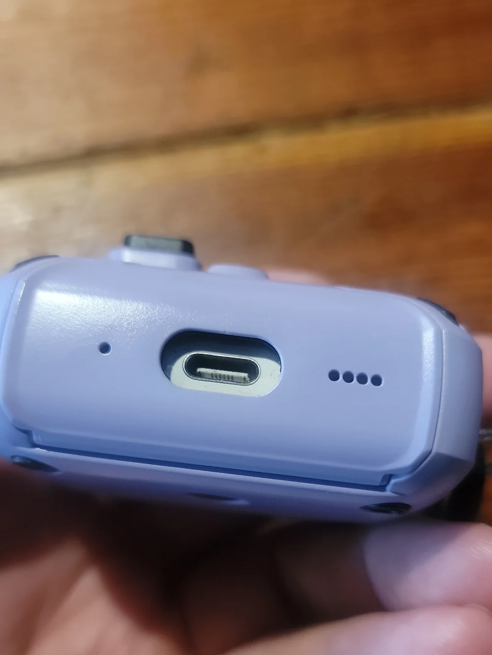 Apple Purple Protective Case for AirPods with Carabiner